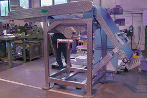 Atypická smáčecí vana gumového pásu